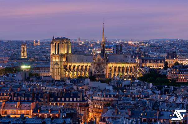 Notre Dame @ Blue Hour