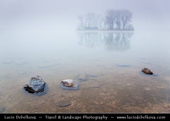 Czech Republic - Prague East & Surrounding - Čelákovice - Misty Afternoon at Malviny Lake