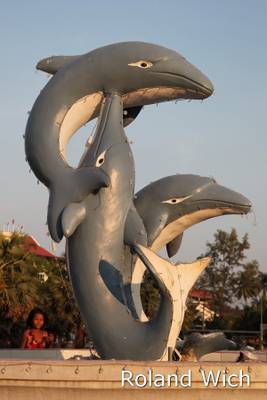 Sihanoukville - Two Dolphins