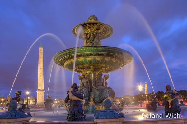 Paris - Fountain at Place de la Concorde