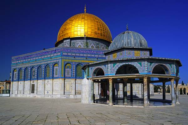 Cupola of the Chain in front of the Dome of the Rock, Jerusalem