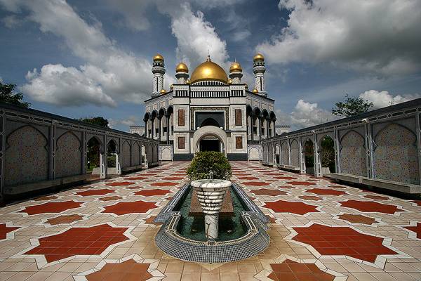 The Big Mosque of Brunei I
