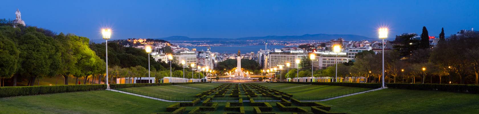 Lisboa from Park Eduardo VII