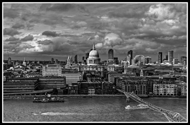 City skyline from Tate Modern open viewing platform looking north.