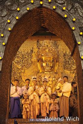 Mandalay - Mahamuni Image