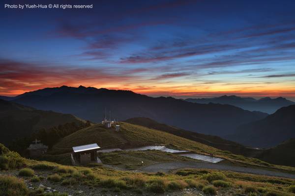 Hehuan Main Peak (3417M) at Dawn, Nantou county │ July 14, 2012