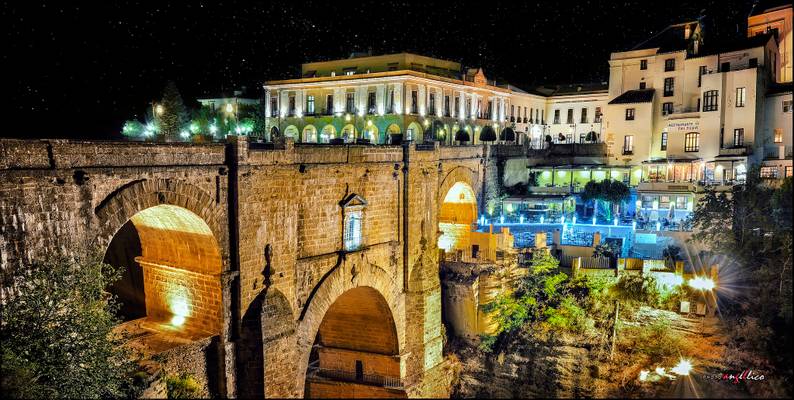 panoramica ronda de noche.