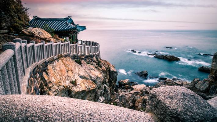 Hongryeonam Temple - South Korea - Seascape photography