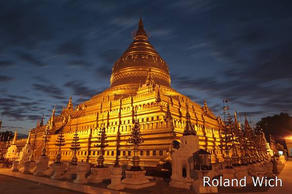 Bagan - Shwezigon Pagoda