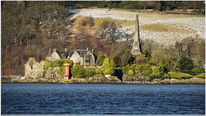 Dunglass Castle & Henry Bell Obelisk