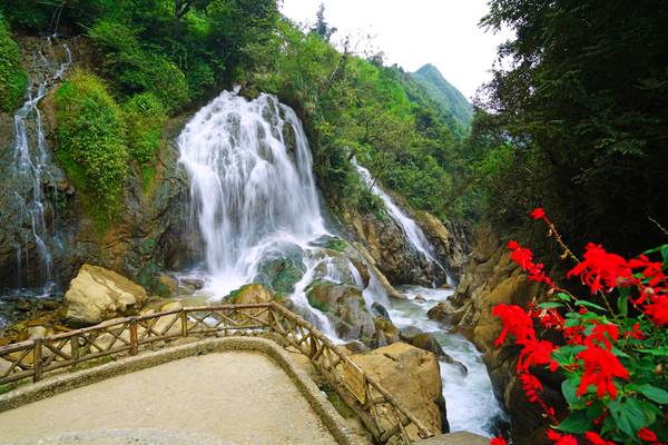 Tien Sa waterfall, Cat Cat, Vietnam
