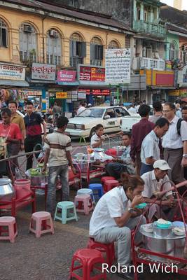 Yangon - Street Scene