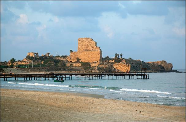 Atlit beach and Pilgrim Castle