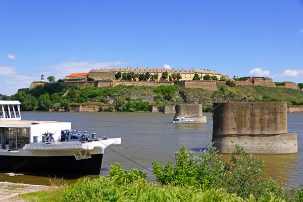 Franz Joseph Bridge remains, Novi Sad