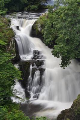 Reekie Linn Falls