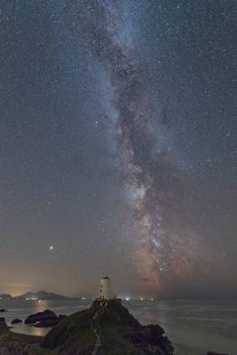 Ynys Llanddwyn, Twr Mawr Lighthouse, Milky Way and Mars