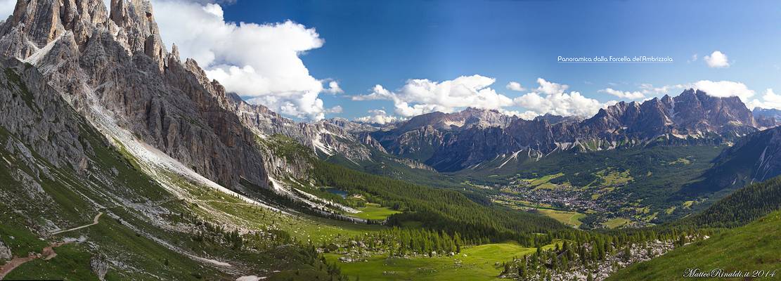 Panoramica su Cortina d'Ampezzo dalla Forcella Ambrizzola