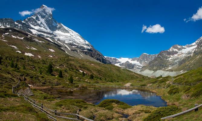 Alpine summer time, the Matterhorn and The Z'mutt Valley.30.06.18, 11:47:18 . Izakigur No. 928 929.