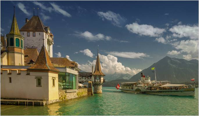 Oberhofen Castle