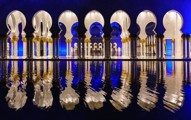 Abu Dhabi, Sheikh-Zayed-Moschee