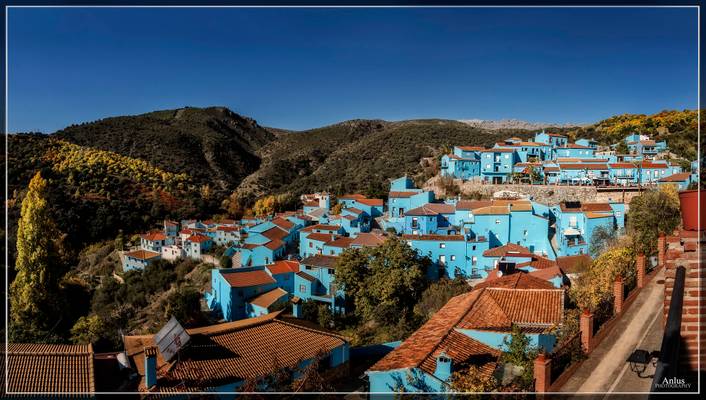 pueblo azul.