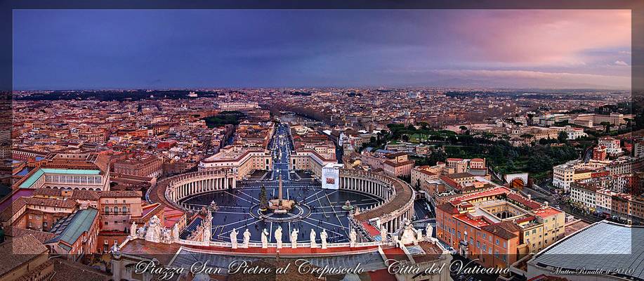 Piazza San Pietro al Crepuscolo - Città del Vaticano