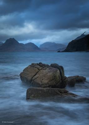 Elgol in blue
