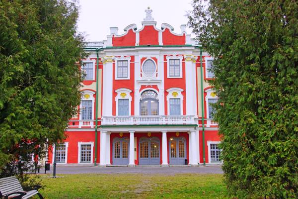 Kadriorg Palace west entrance, Tallinn