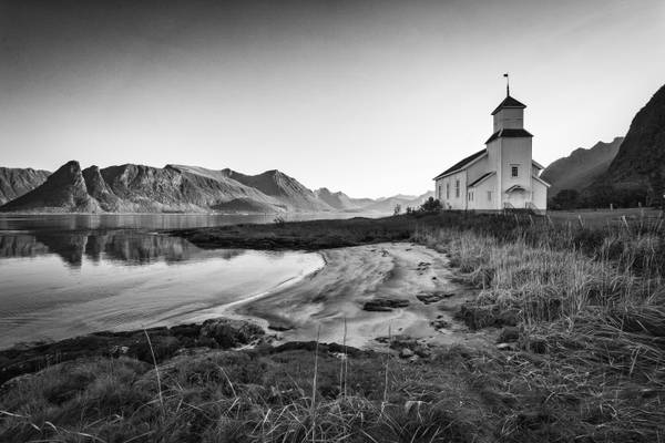 Gimsøy Kirke, Lofoten