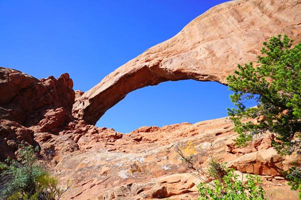 Clear blue sky over the South Window, Arches NP, USA