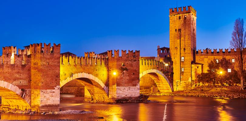 Ponte di Castelvecchio - Verona, Italy