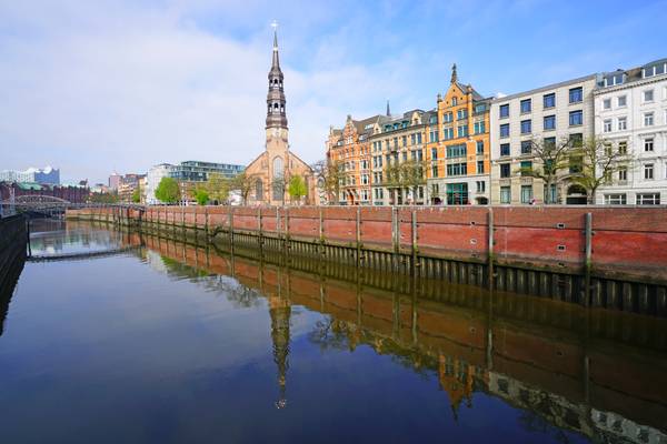 Zollkanal reflection, Hamburg