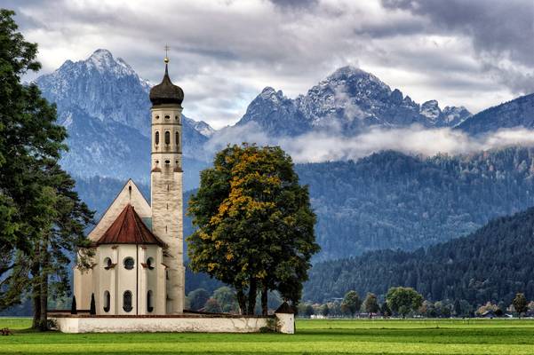 Baroque Church of Saint-Coloman.