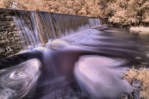 Falls (IR)