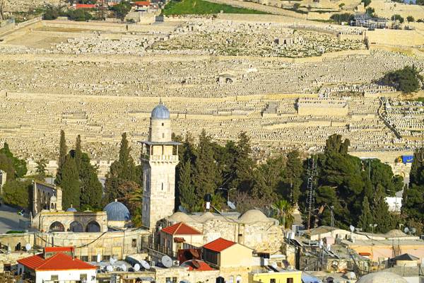 Great cemetery on the Mount of Olives behind Temple Mount, Jerusalem