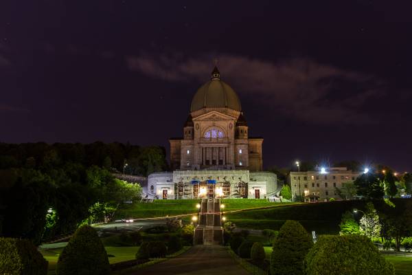 L'oratoire St Joseph by night2