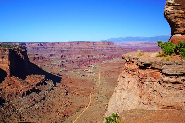 Shafer Canyon Rd view from above, Canyonlands, USA