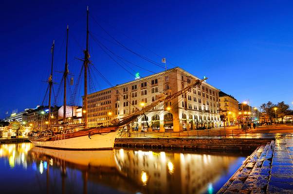 Helsinki in Gold & Blue