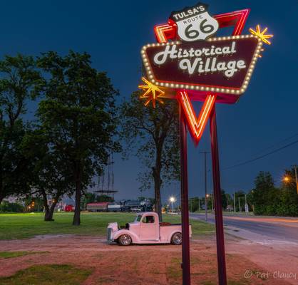 Tulsa Rt. 66 Village New Neon