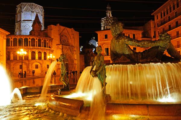 Valencia by night. Running water of the fountain