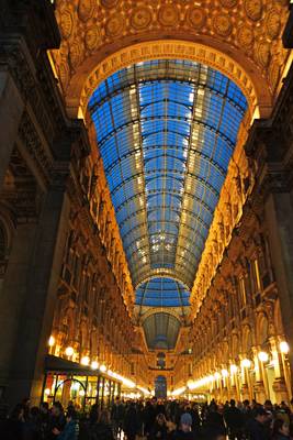 Milan by night. Gallery Victor Emmanuel II