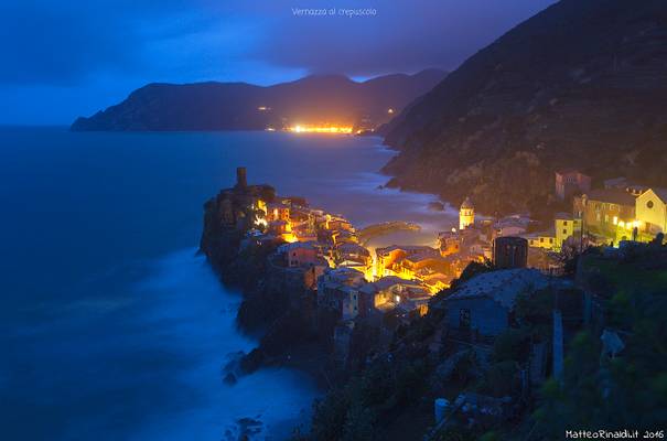 Vernazza al Crepuscolo