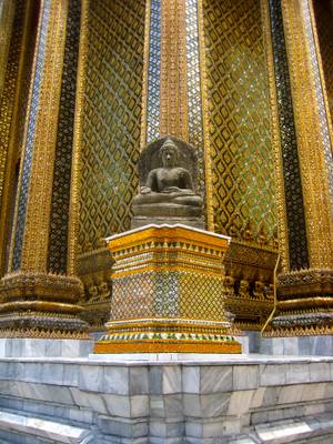 Buddhist statue, Grand Palace, Bangkok, Thailand - พระบรมมหาราชวัง, กรุงเทพฯ, ราชอาณาจักรไทย