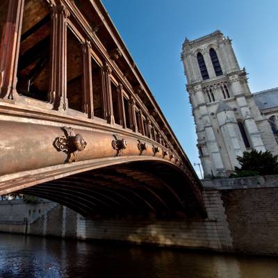 Pont au double, and Notre Dame cathedral